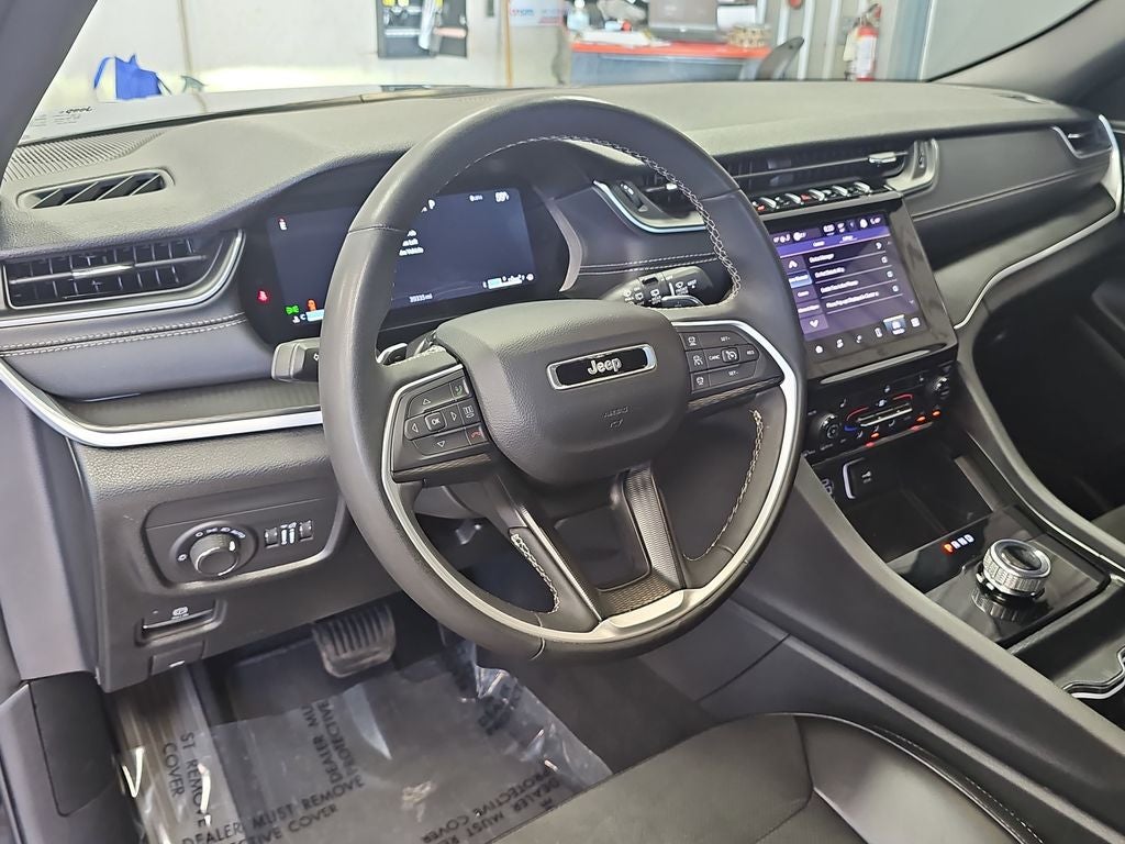 2025 Jeep Grand Cherokee Altitude