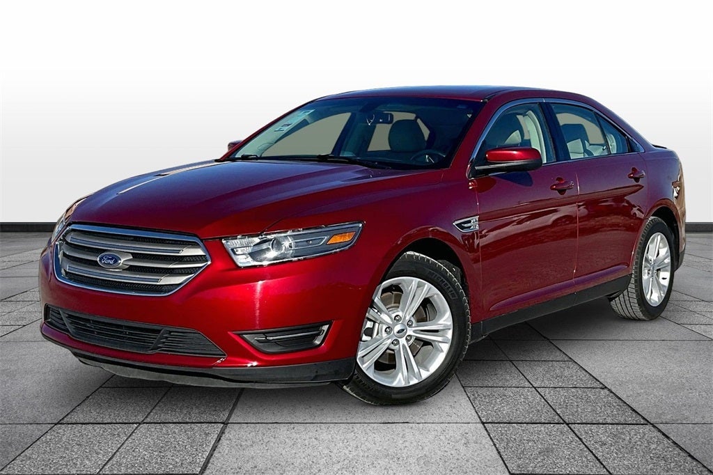 2017 Ford Taurus SEL