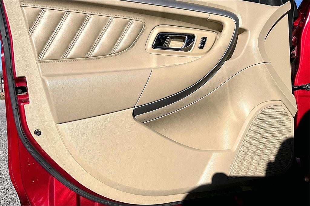 2017 Ford Taurus SEL