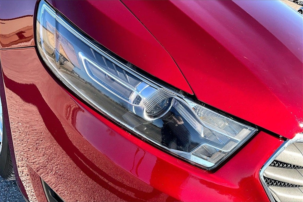 2017 Ford Taurus SEL