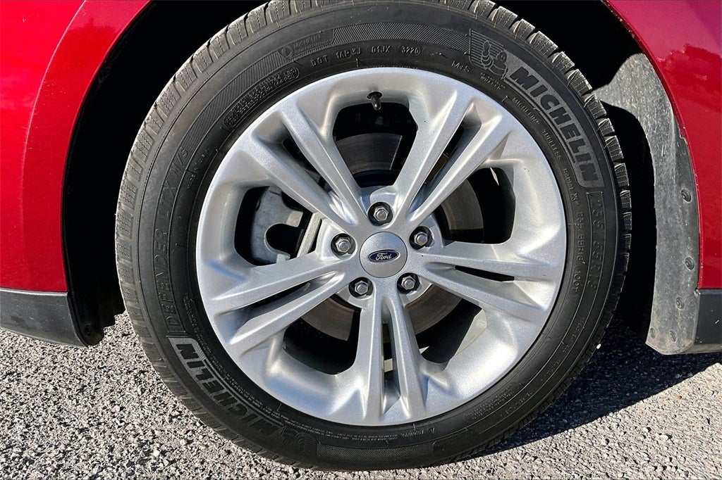 2017 Ford Taurus SEL