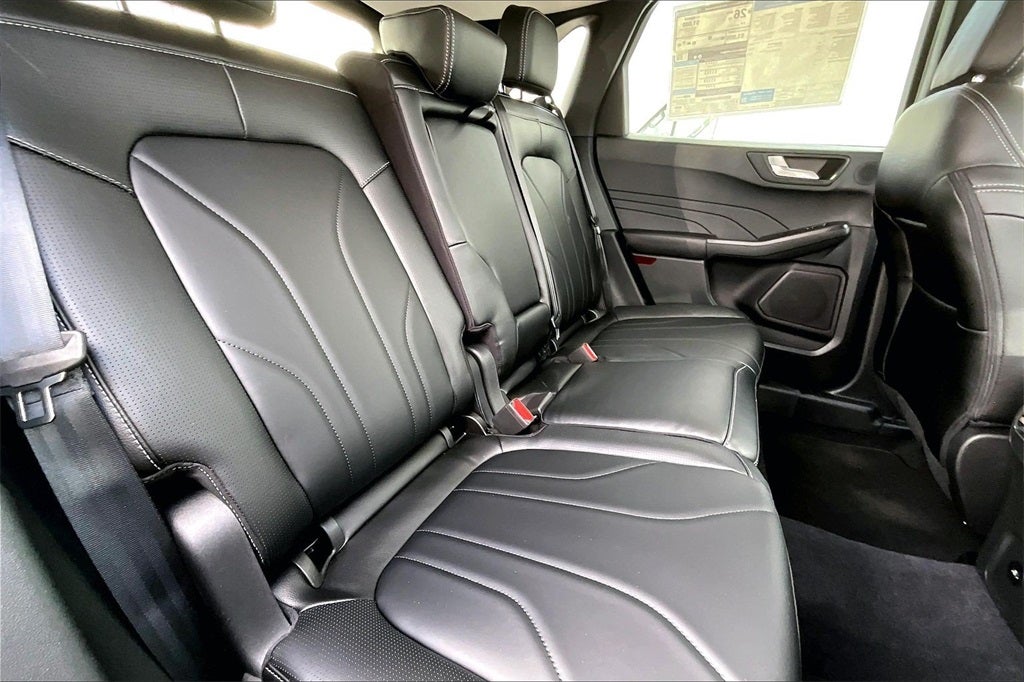 2026 Ford Escape Platinum