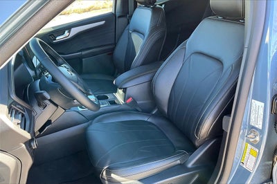 2026 Ford Escape Platinum