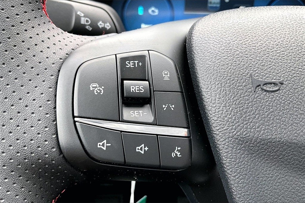 2026 Ford Escape Hybrid ST-Line Select