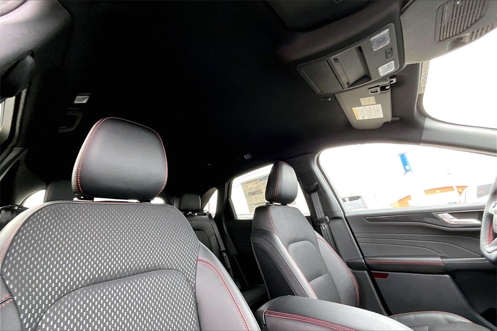 2026 Ford Escape Hybrid ST-Line Select