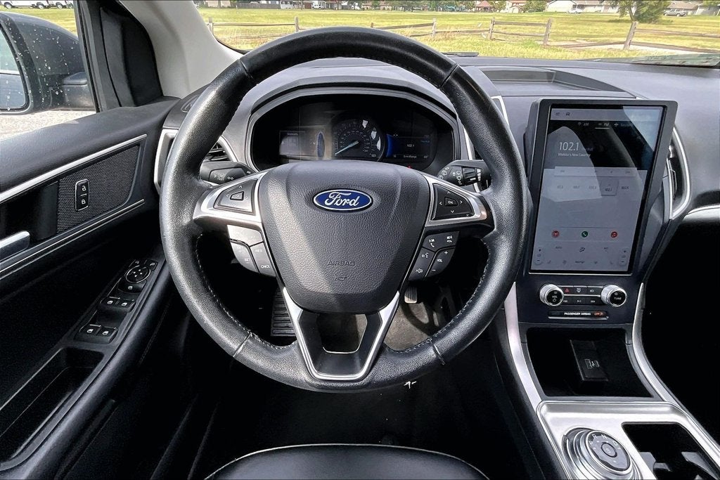 2022 Ford Edge SEL