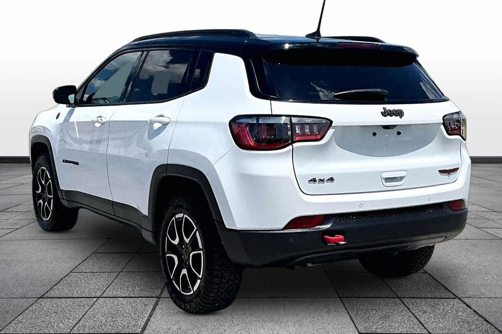 2025 Jeep Compass Trailhawk