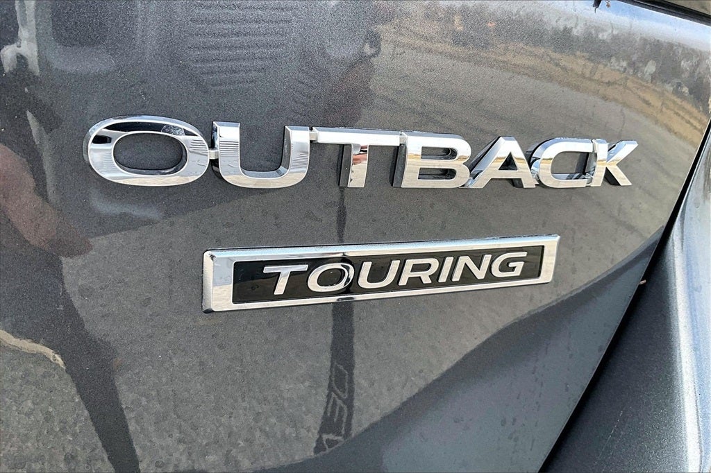2022 Subaru Outback Touring