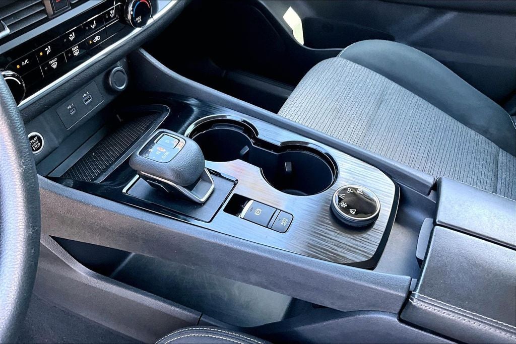 2021 Nissan Rogue S