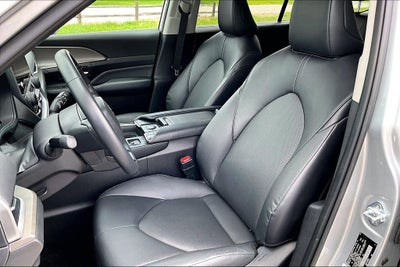 2025 Toyota Grand Highlander XLE
