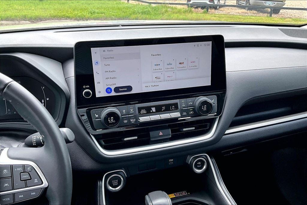 2025 Toyota Grand Highlander XLE