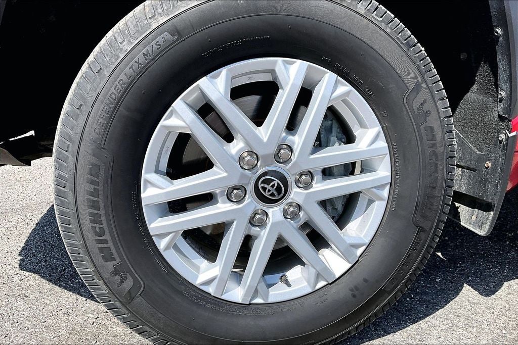 2022 Toyota Tundra SR5
