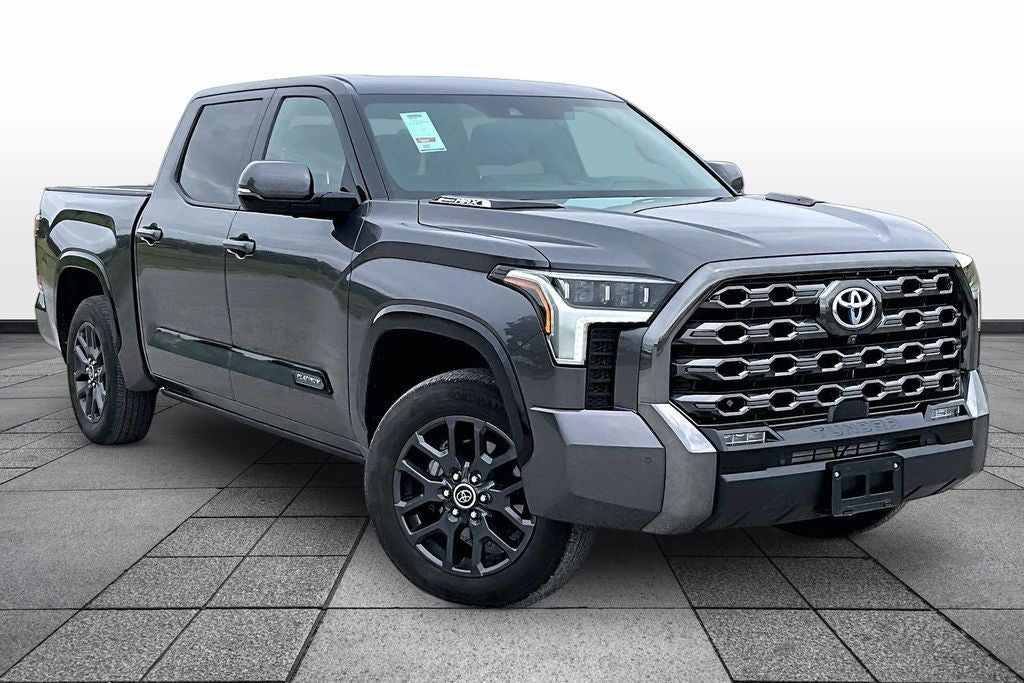 2022 Toyota Tundra Hybrid Platinum