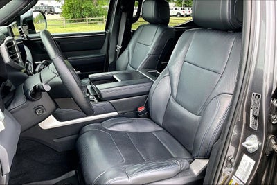 2022 Toyota Tundra Hybrid Platinum