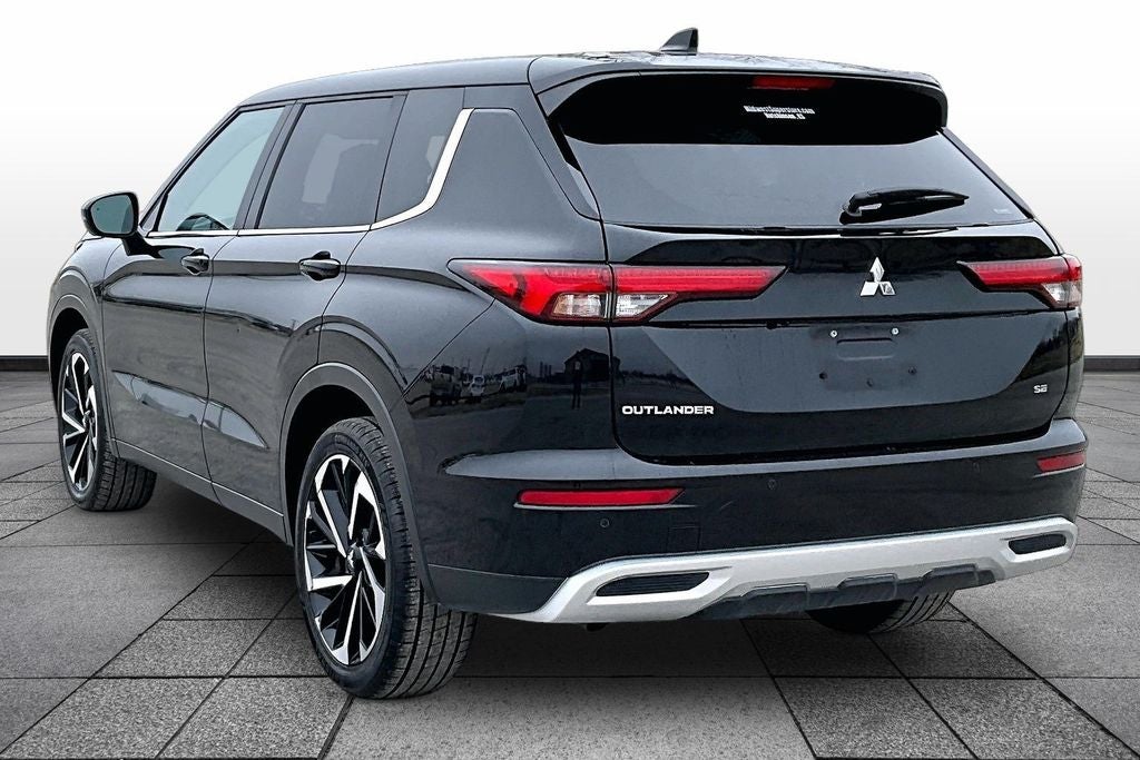2024 Mitsubishi Outlander SE Black Edition