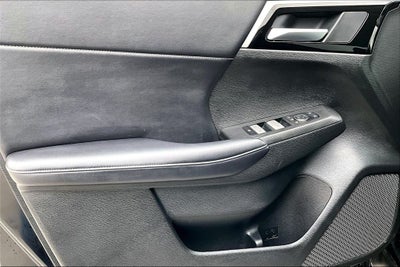 2024 Mitsubishi Outlander SE Black Edition