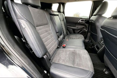 2024 Mitsubishi Outlander SE Black Edition