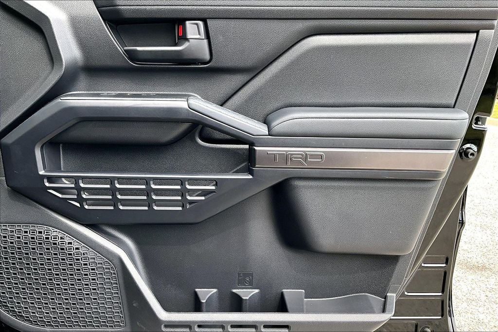 2025 Toyota 4Runner i-FORCE MAX Hybrid TRD Off Road