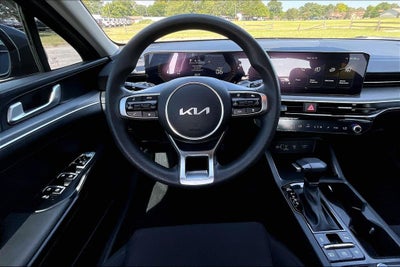 2025 Kia K5 LXS
