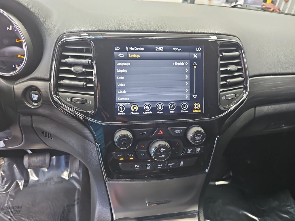 2021 Jeep Grand Cherokee Laredo X