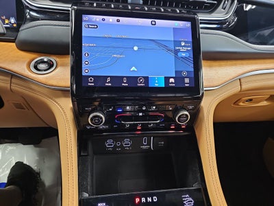 2022 Jeep Grand Cherokee Summit Reserve