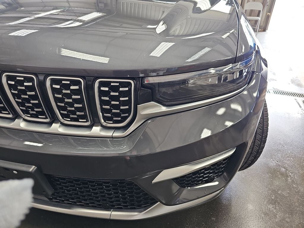 2022 Jeep Grand Cherokee Summit Reserve