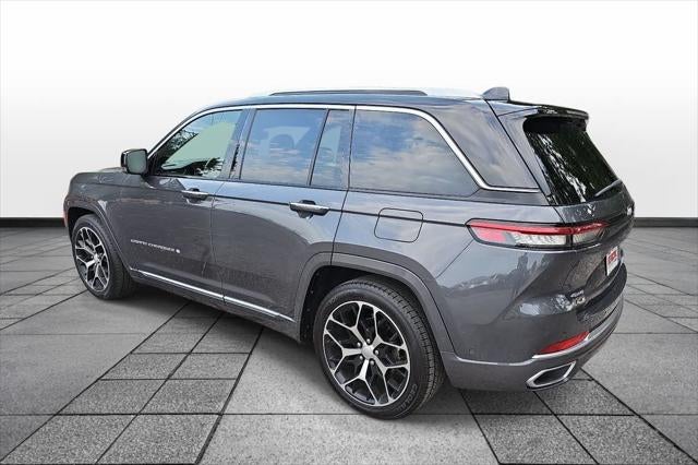 2022 Jeep Grand Cherokee Summit Reserve