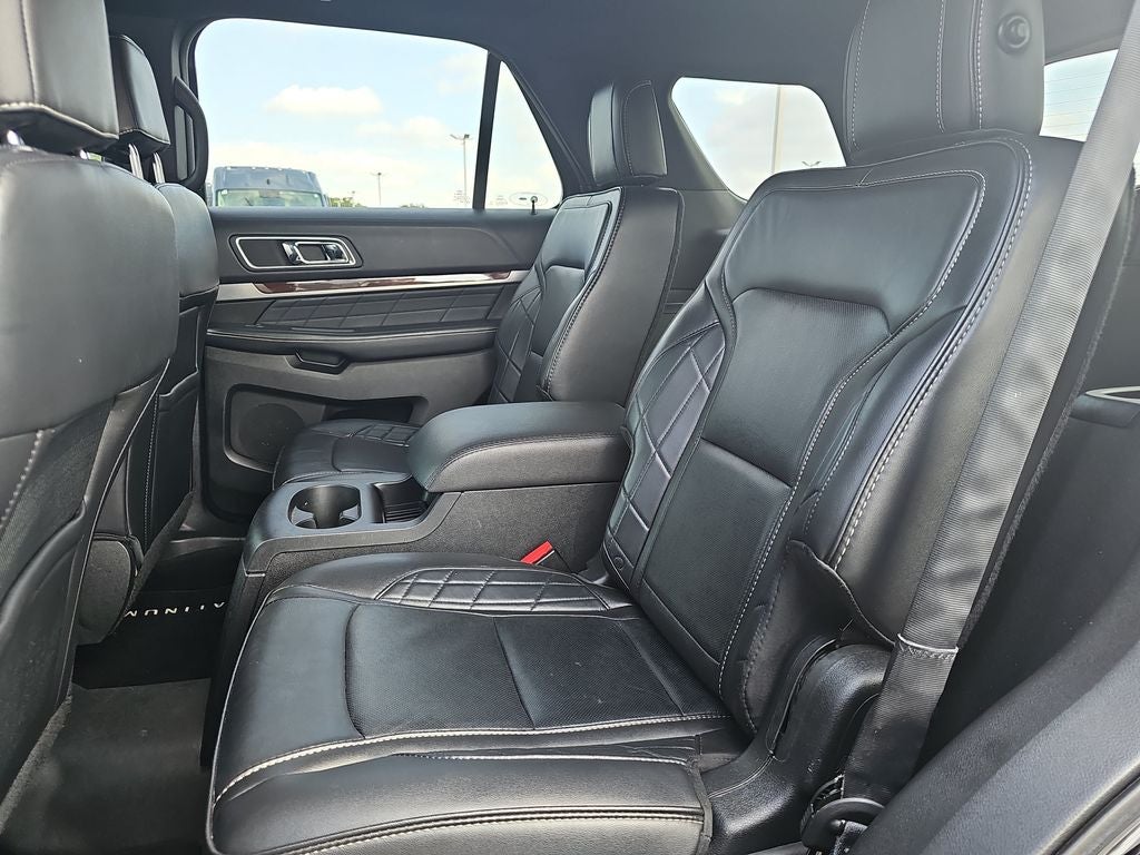 2017 Ford Explorer Platinum