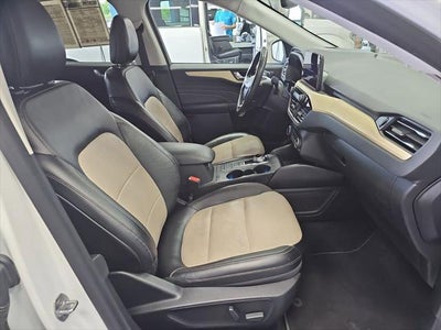 2021 Ford Escape Titanium