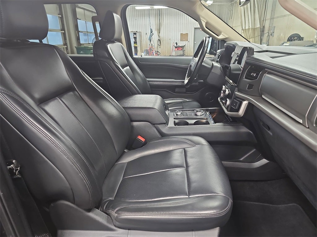 2023 Ford Expedition Max XLT