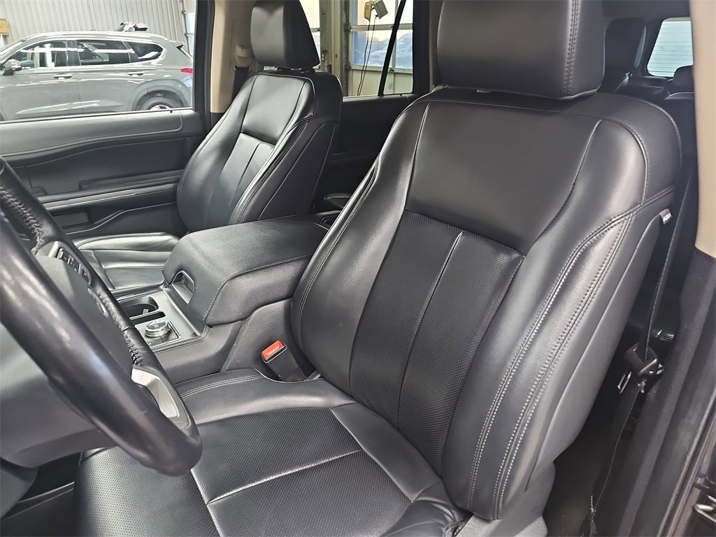 2023 Ford Expedition Max XLT