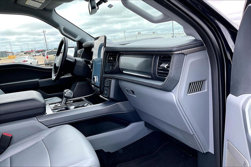 2025 Ford F-150 Flash