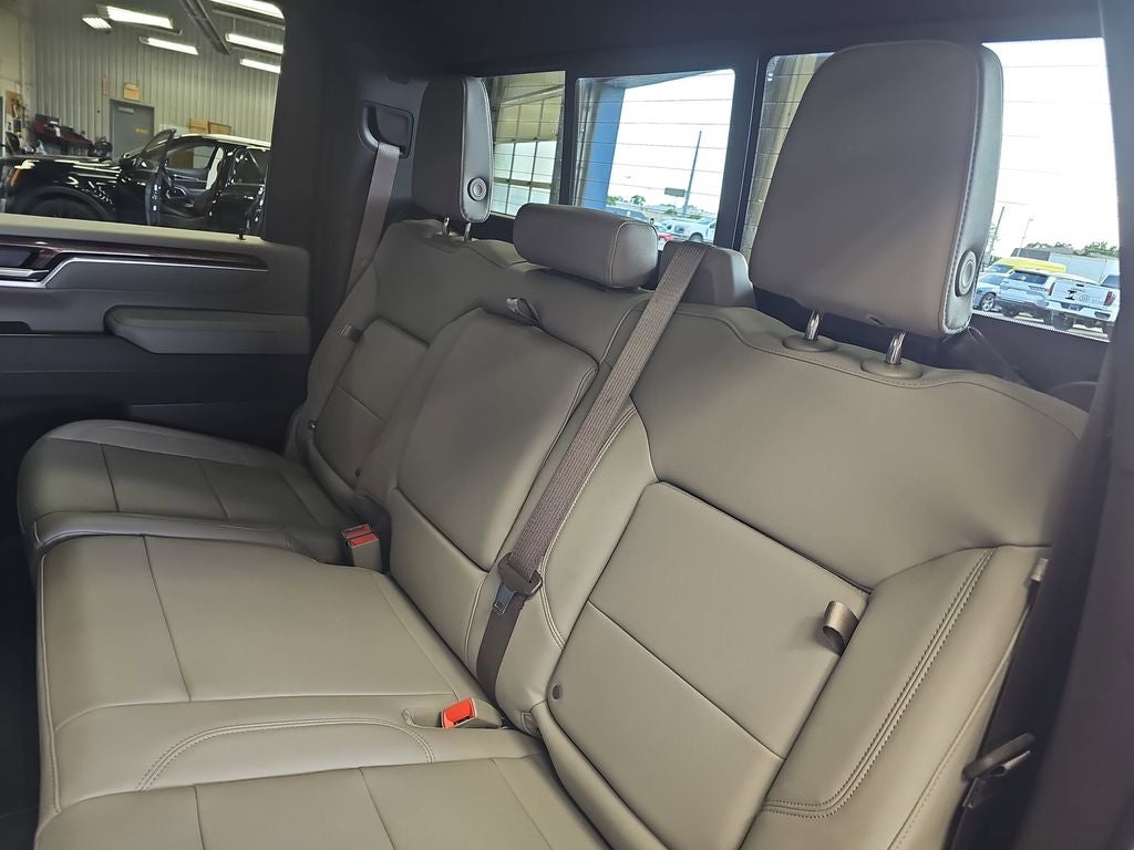 2025 Chevrolet Silverado HD LT