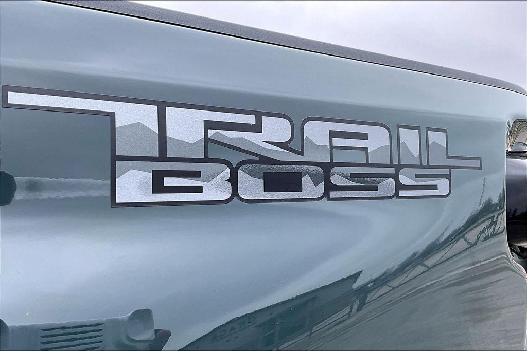 2025 Chevrolet Silverado HD LT