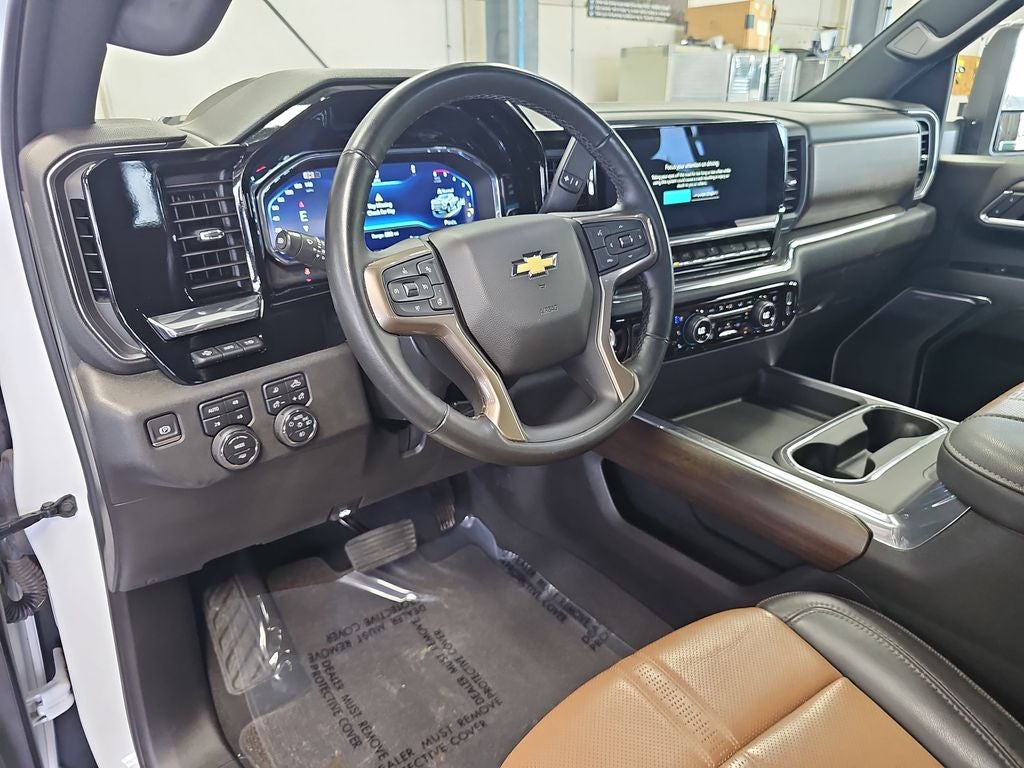2024 Chevrolet Silverado HD High Country