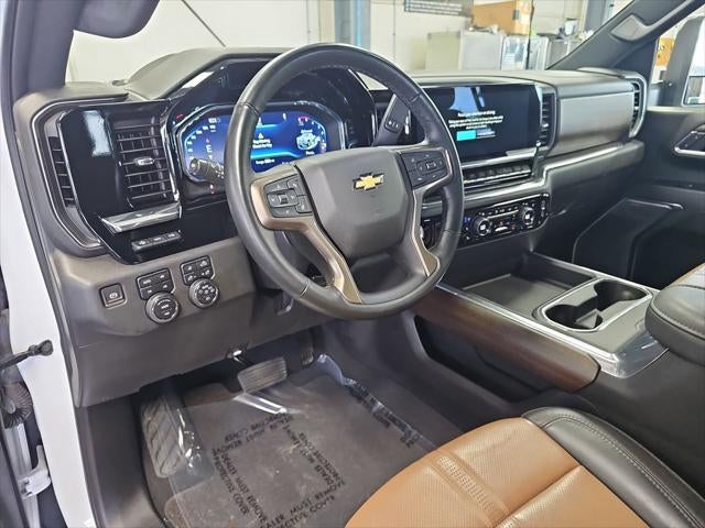 2024 Chevrolet Silverado HD High Country