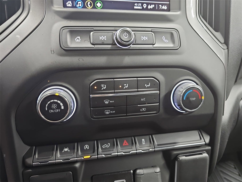 2025 Chevrolet Silverado Custom