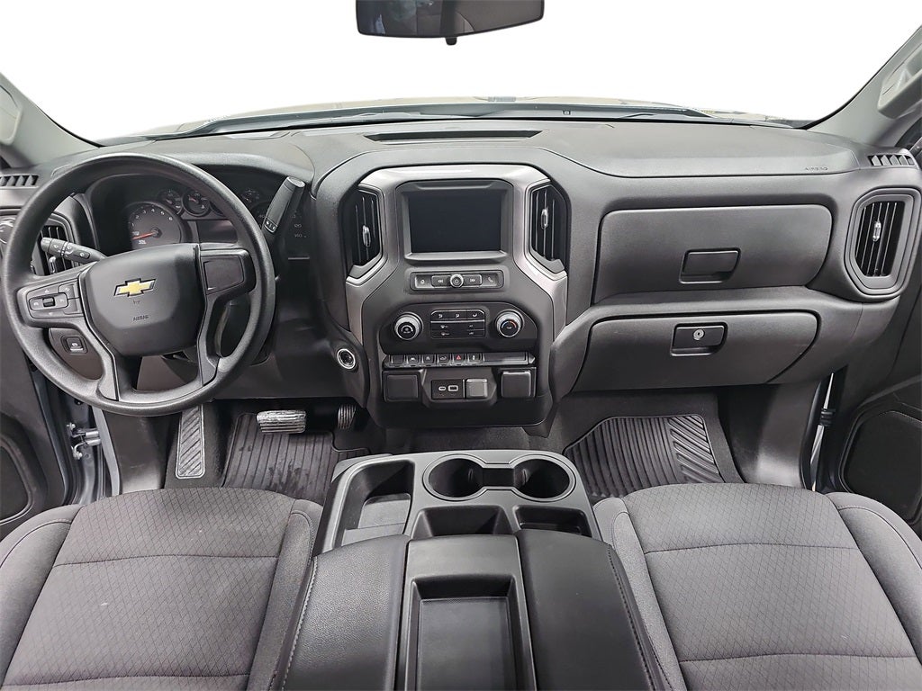 2025 Chevrolet Silverado Custom