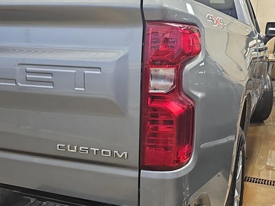 2025 Chevrolet Silverado Custom
