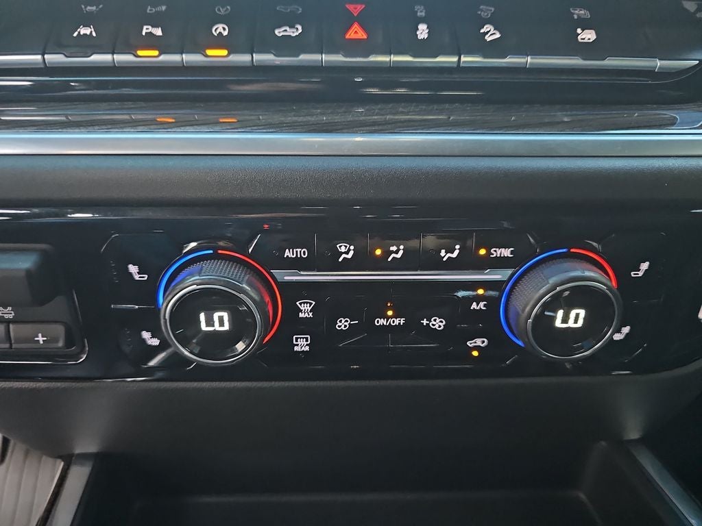 2022 Chevrolet Silverado RST