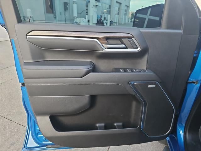 2022 Chevrolet Silverado RST