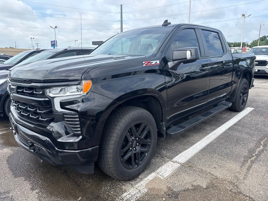 2022 Chevrolet Silverado RST
