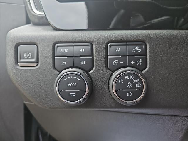 2022 Chevrolet Silverado RST
