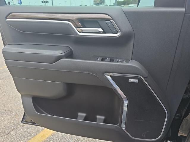 2022 Chevrolet Silverado RST