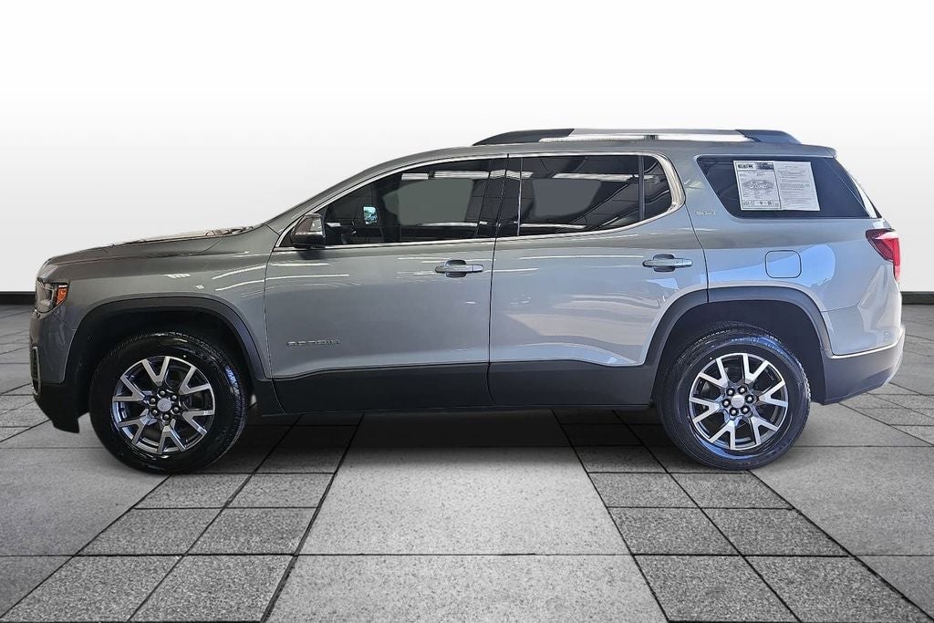 2023 GMC Acadia SLT