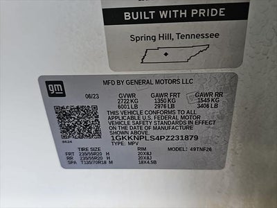 2023 GMC Acadia Denali