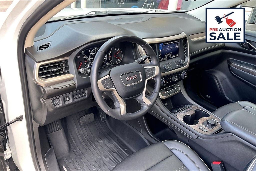 2022 GMC Acadia Denali