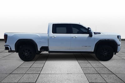 2024 GMC Sierra HD AT4