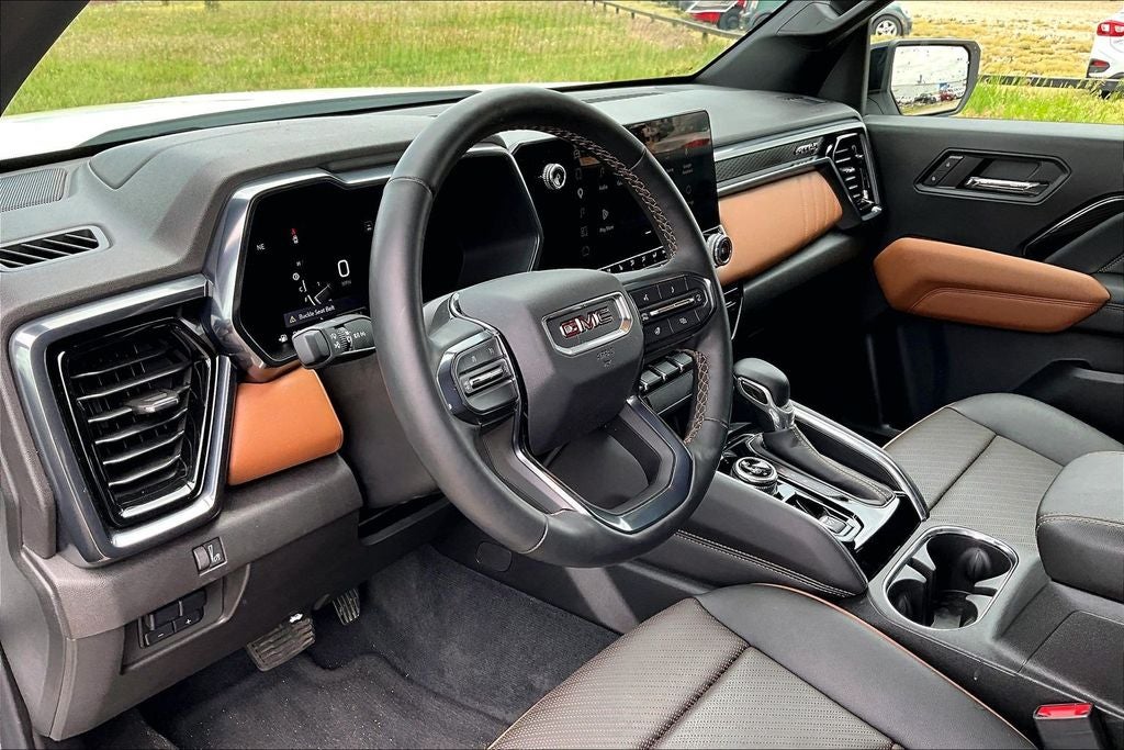 2023 GMC Canyon AT4