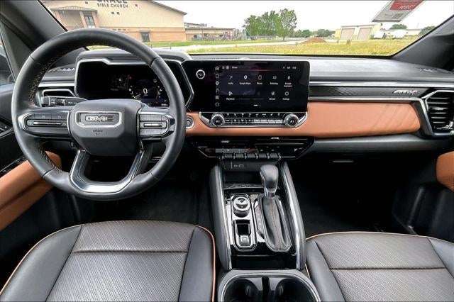 2023 GMC Canyon AT4